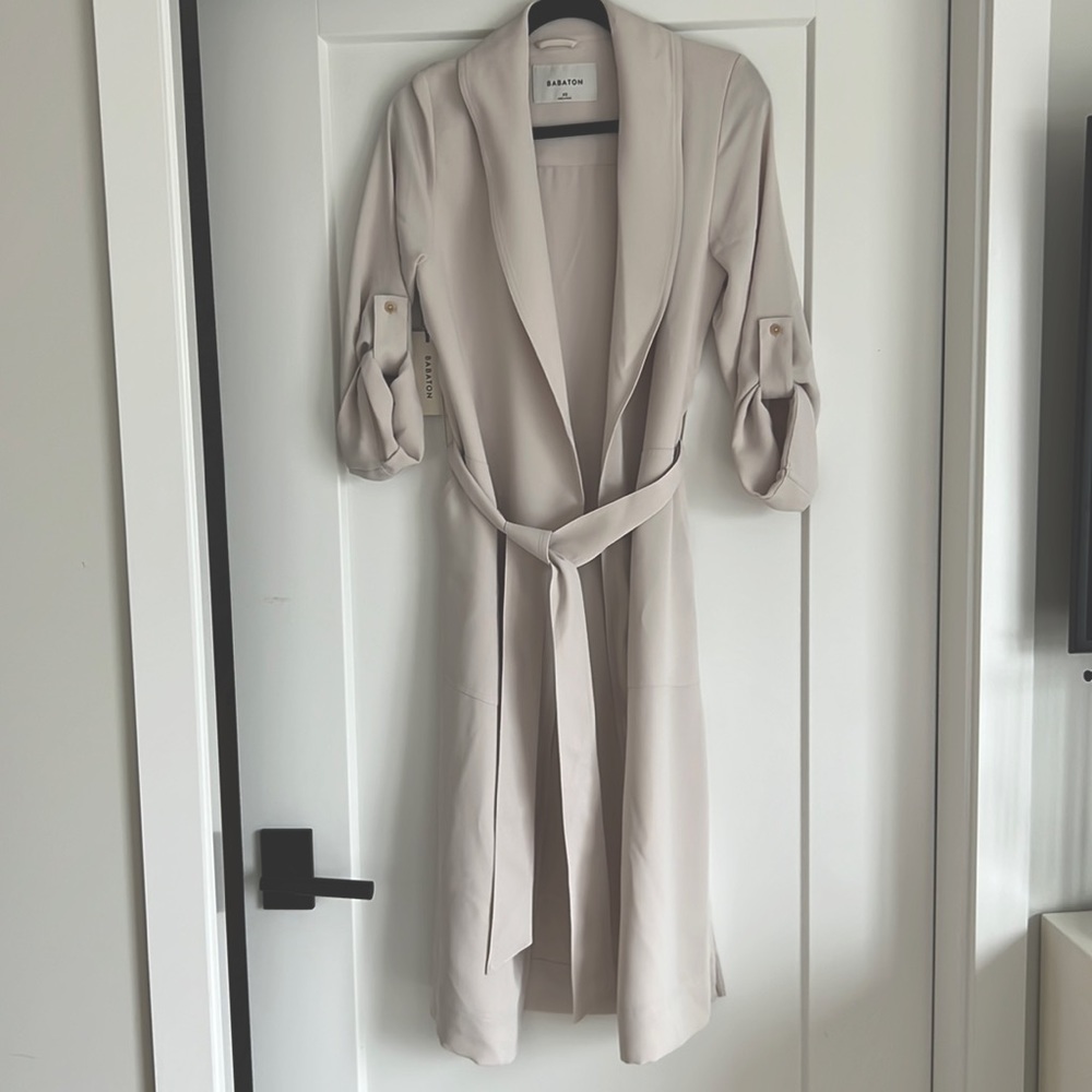 Aritzia Babaton Kahlo Robe Jacket